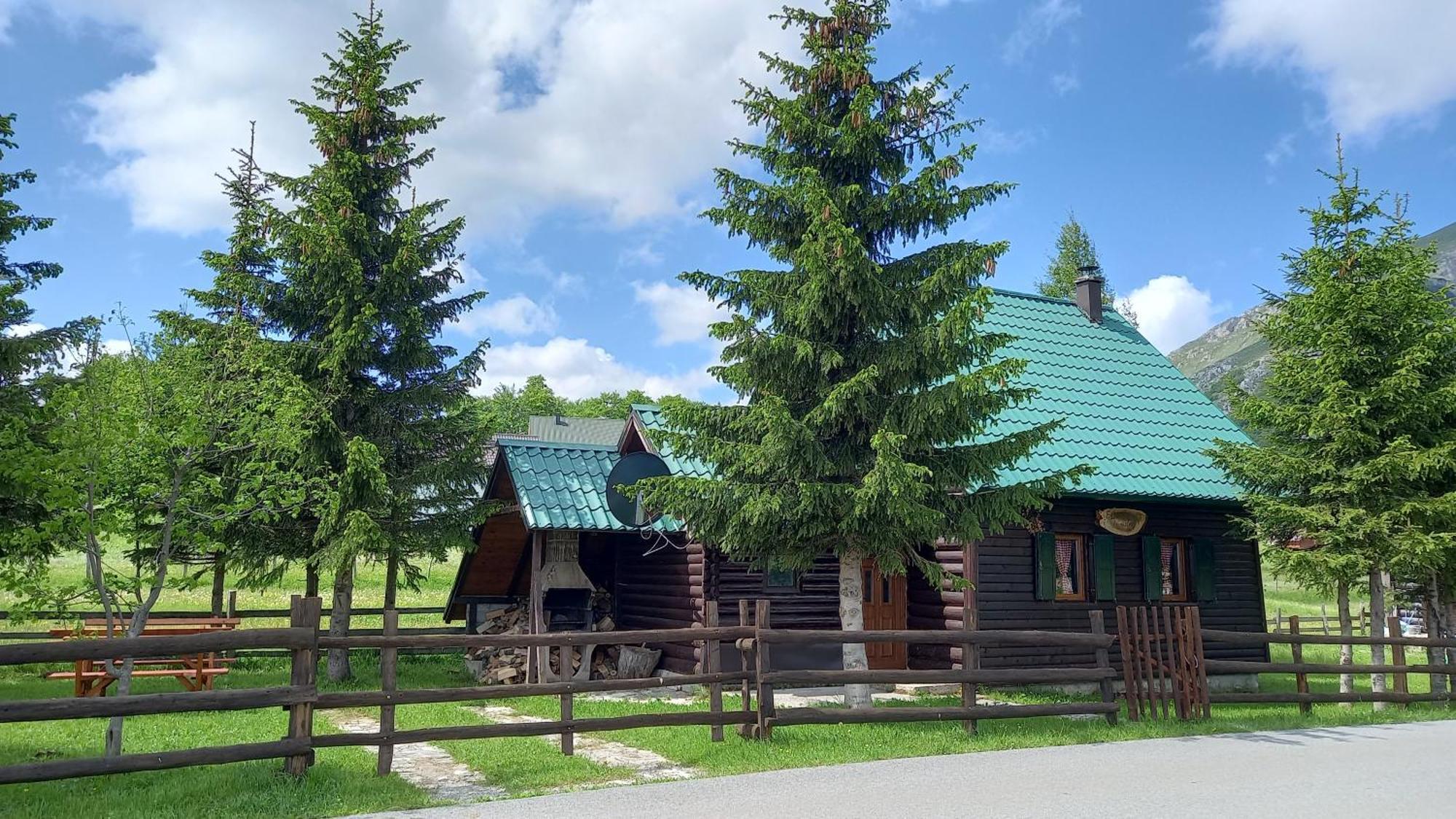 Family Farm Apartments Zabljak  Exterior photo